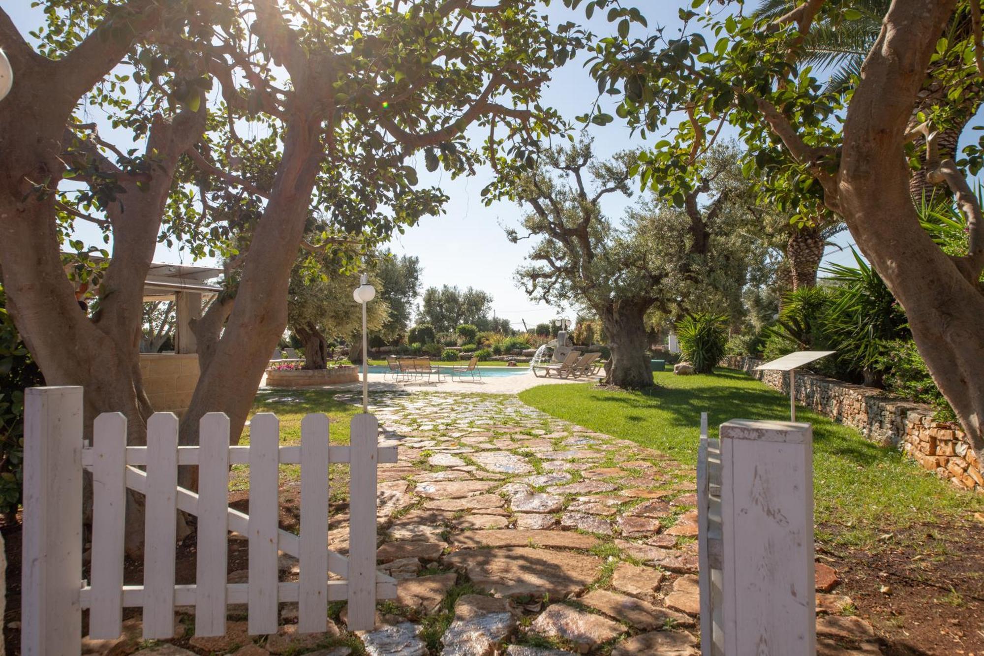 Masseria Galleppa By Apulia Hospitality Macchia di Monte Luaran gambar